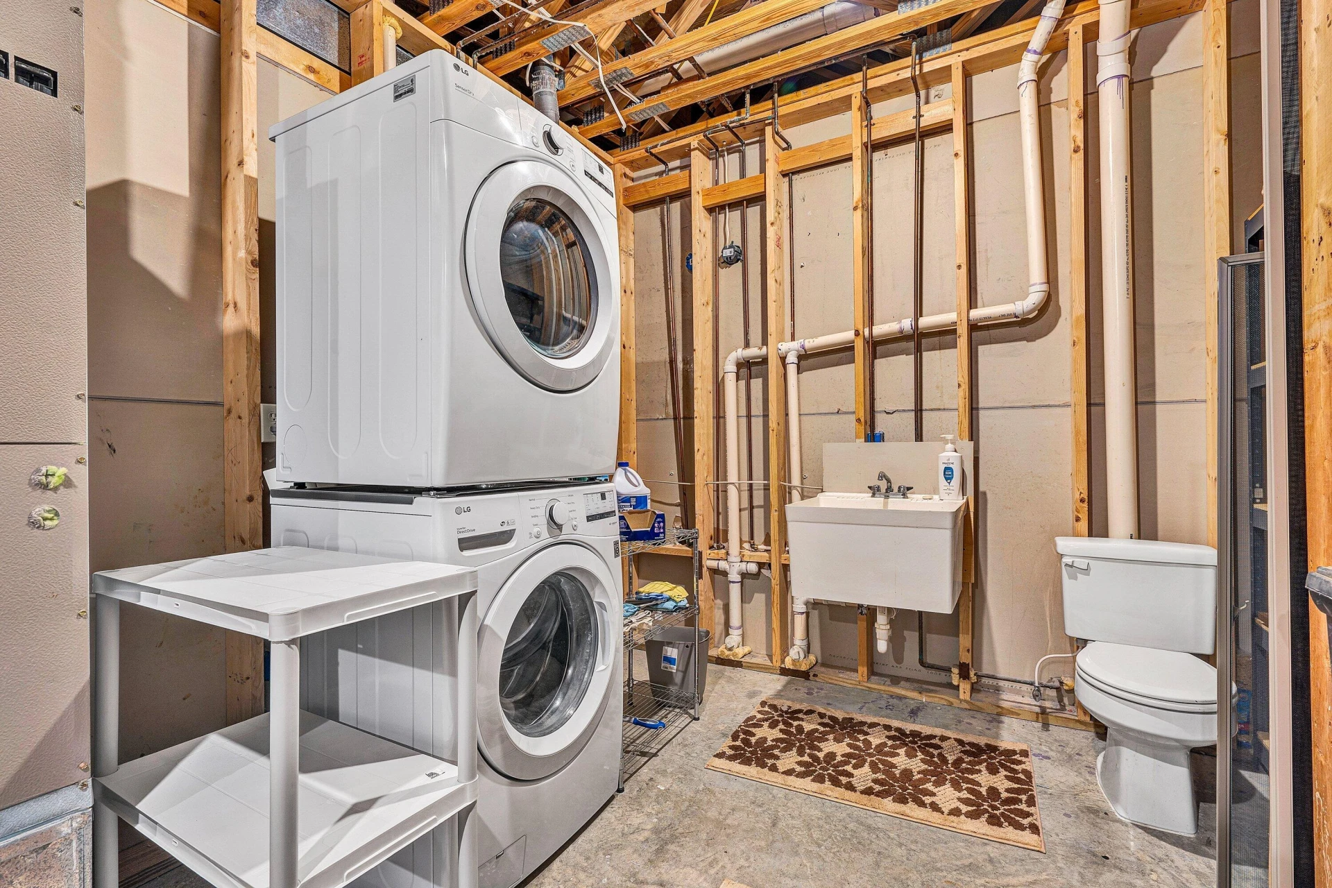 2245 Thomason LN - Photo 39