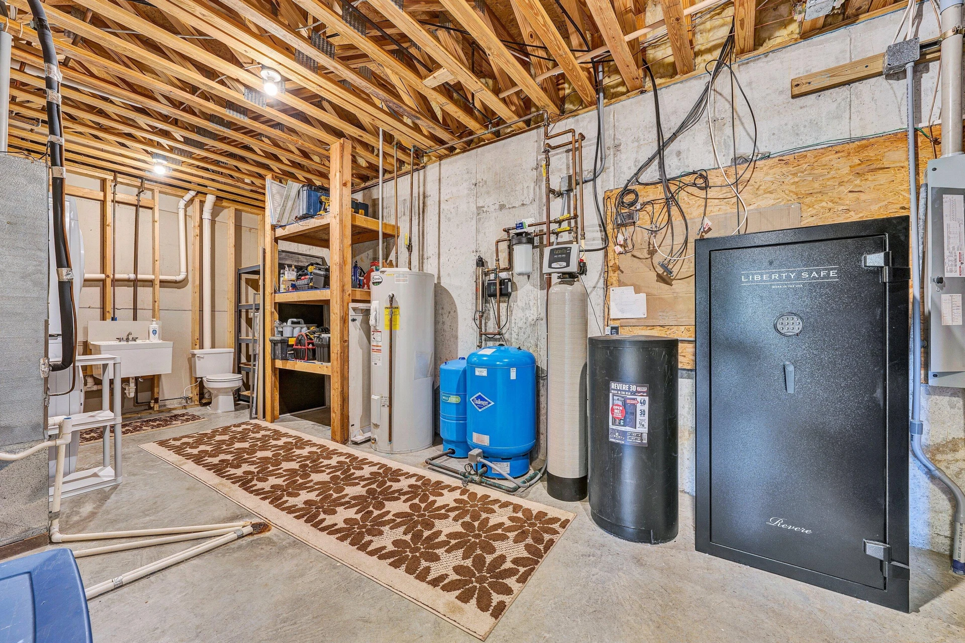 2245 Thomason LN - Photo 40