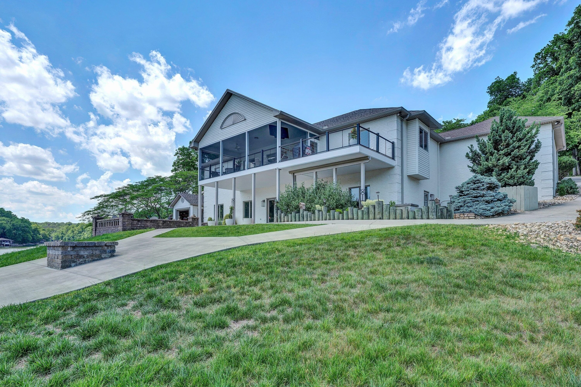 2245 Thomason LN - Photo 52