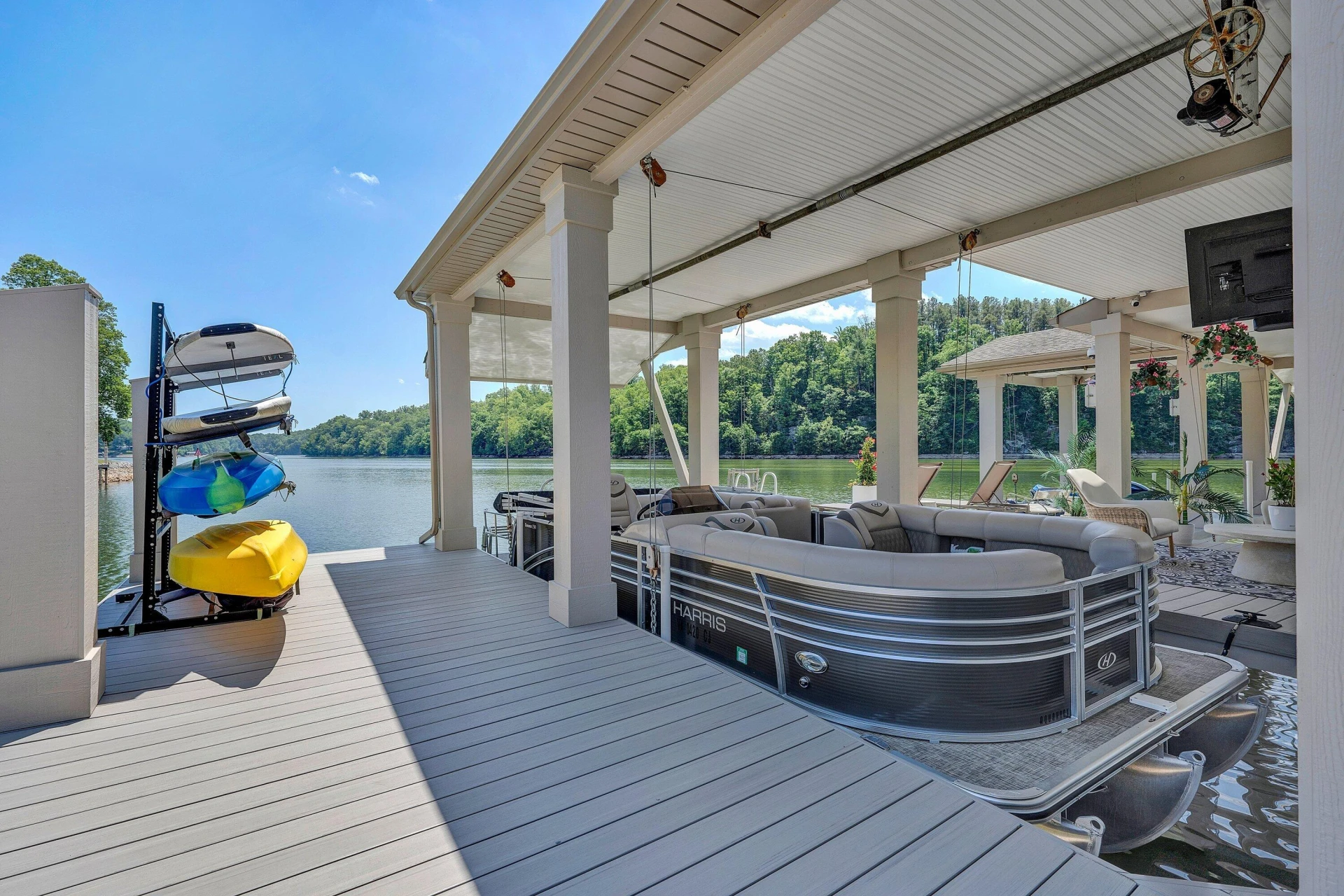 2245 Thomason LN - Photo 56