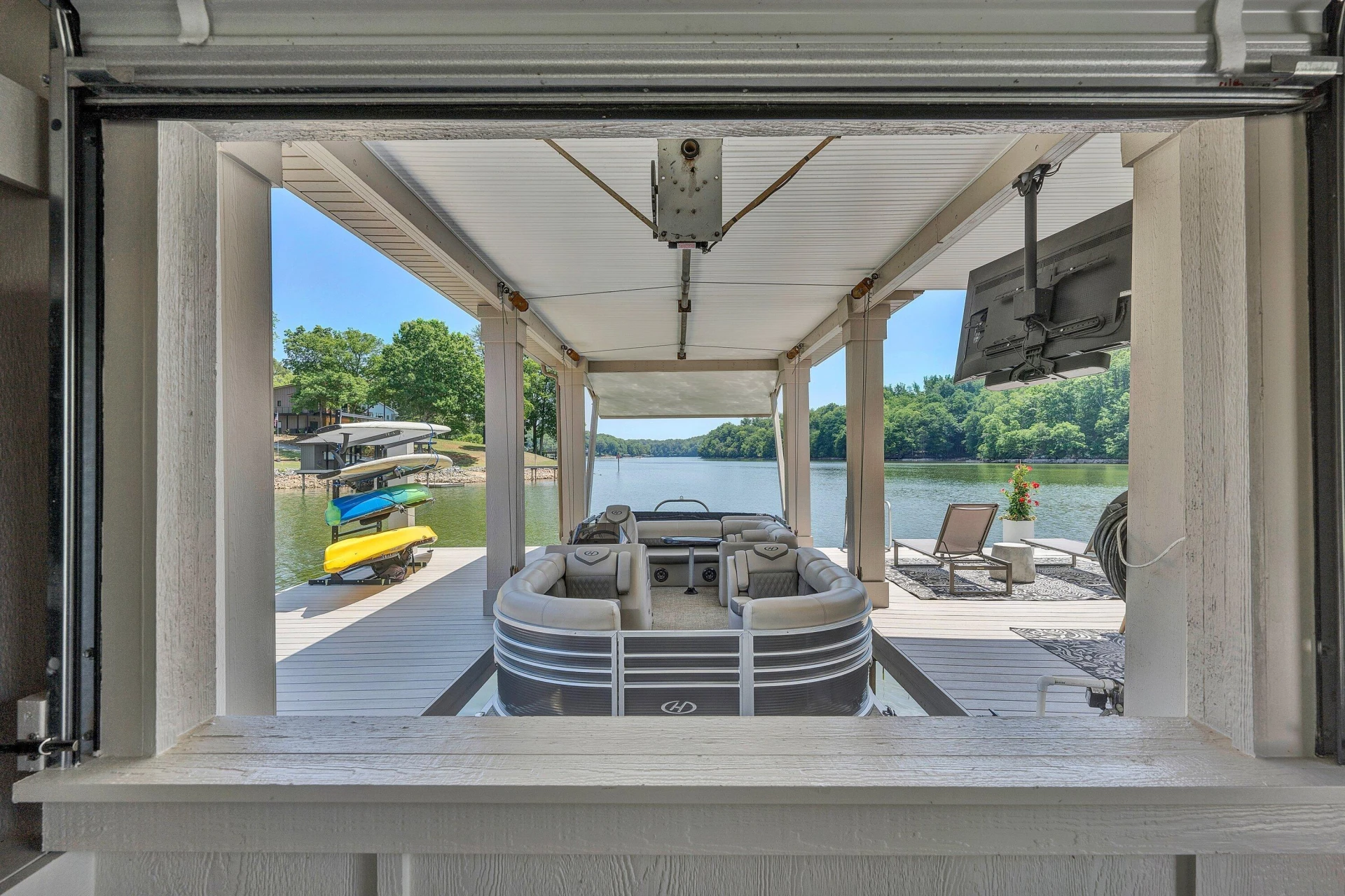 2245 Thomason LN - Photo 62