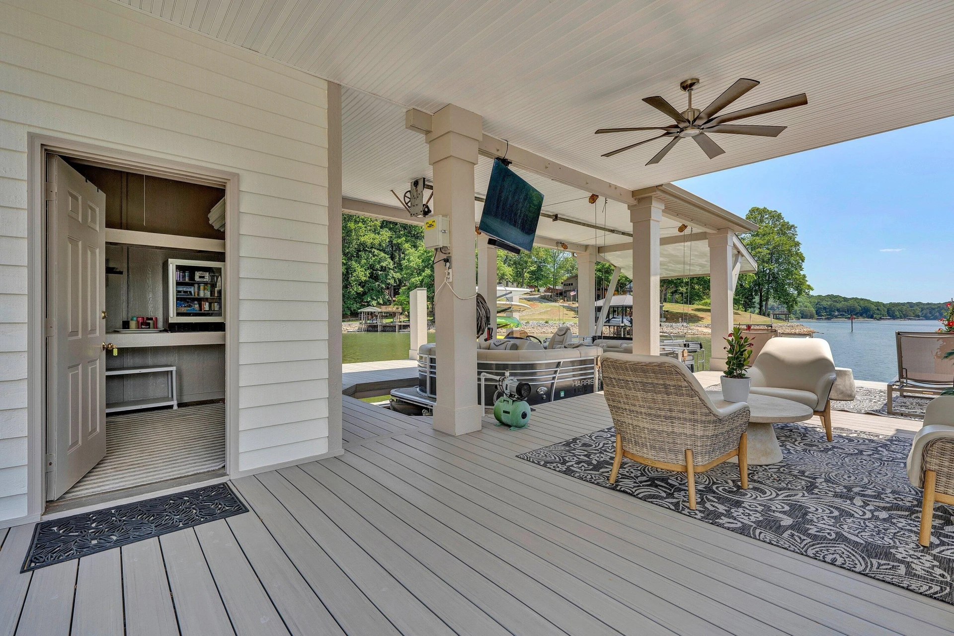 2245 Thomason LN - Photo 64