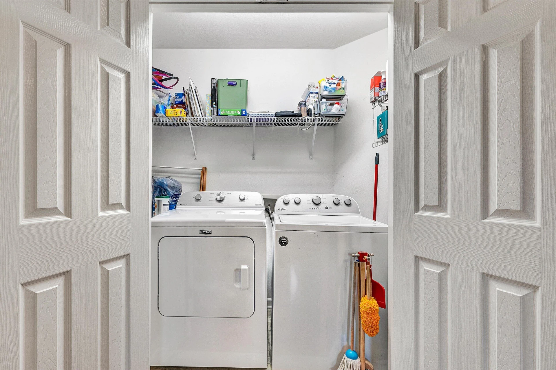 677 Deerfield RD - Photo 18