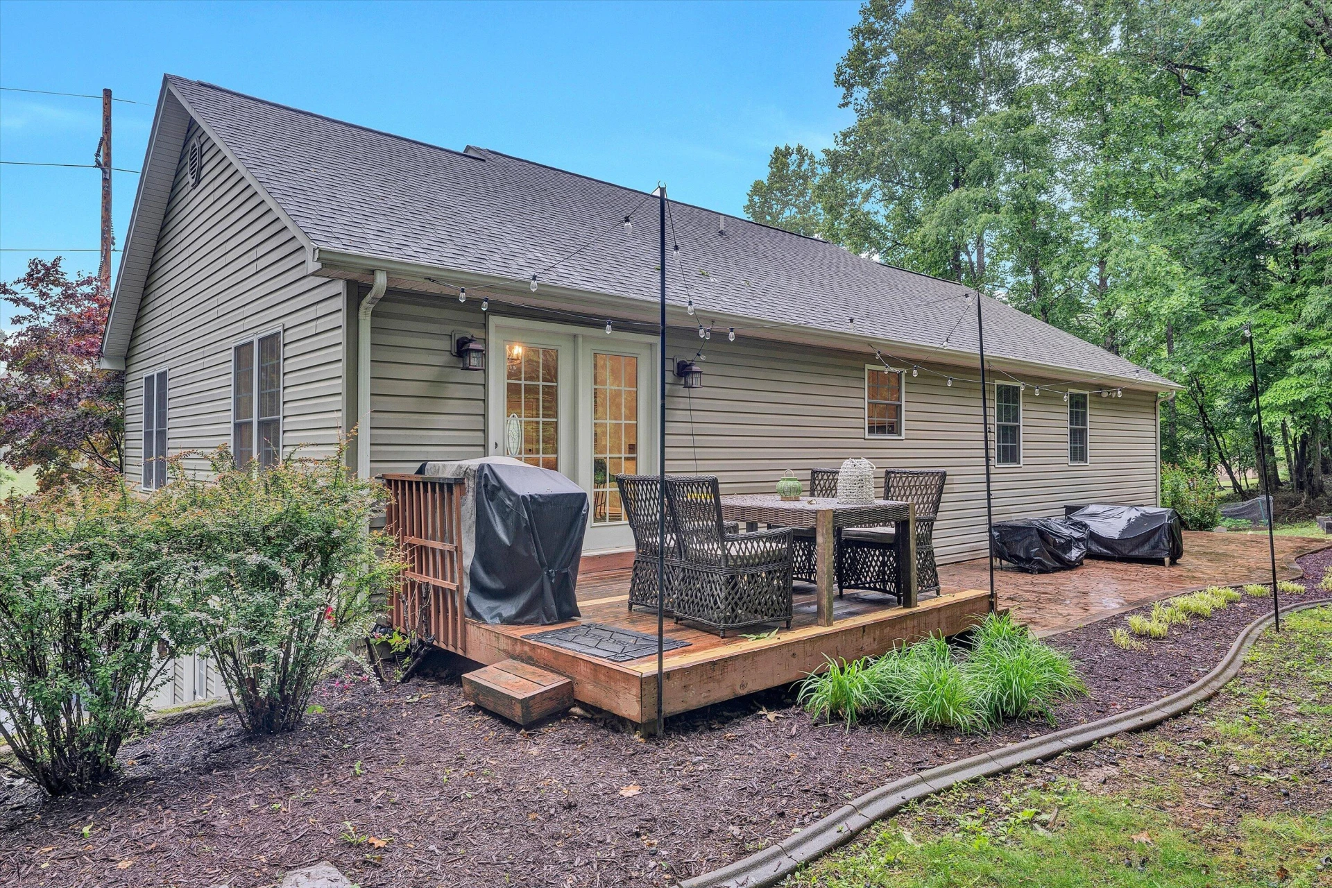 677 Deerfield RD - Photo 35