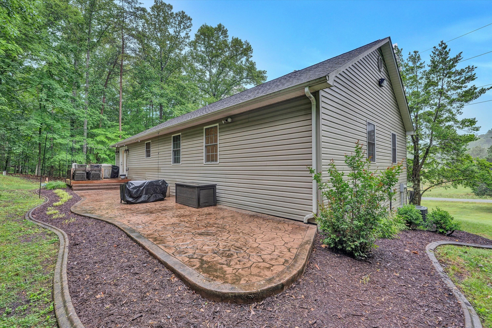 677 Deerfield RD - Photo 38