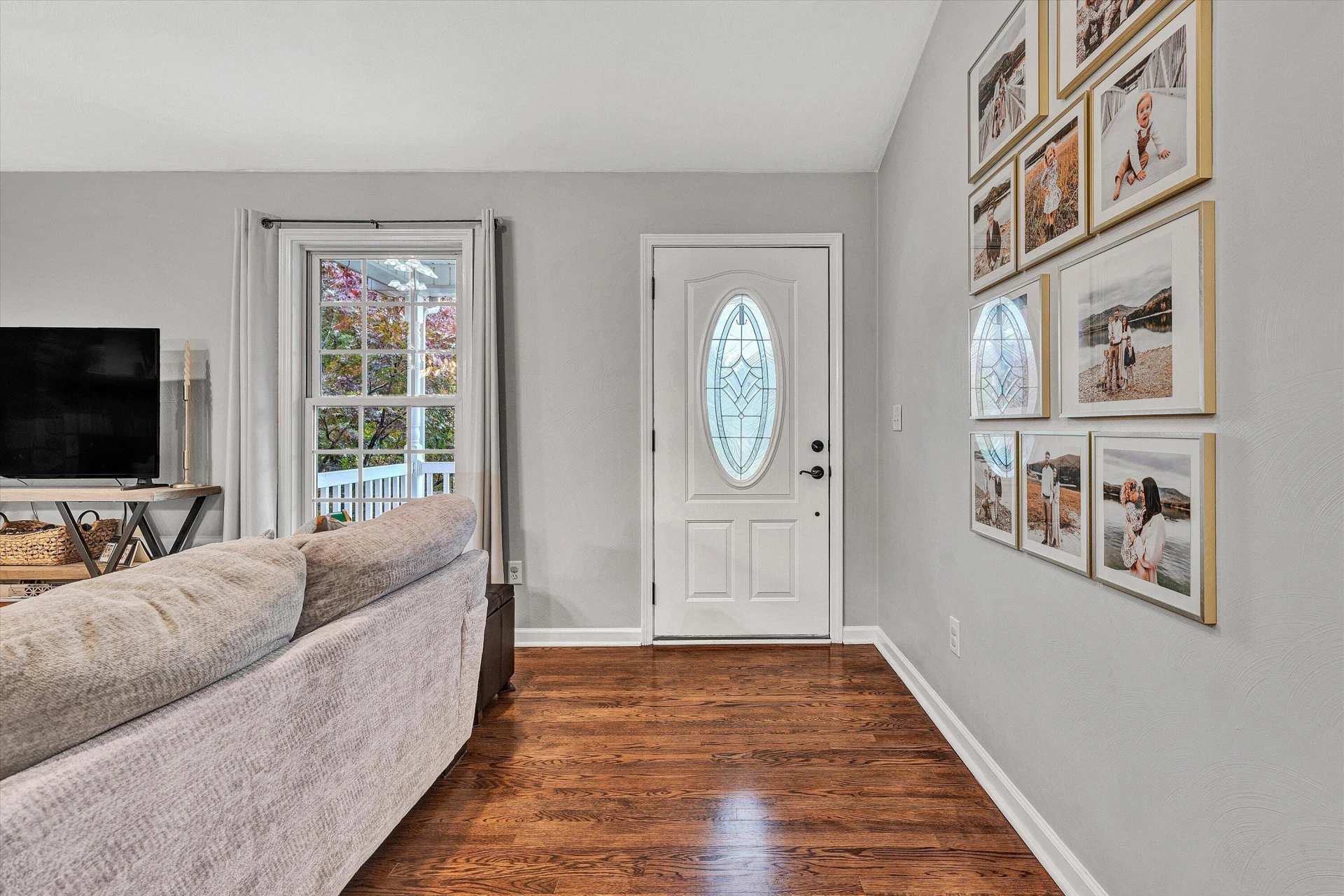 677 Deerfield RD - Photo 8