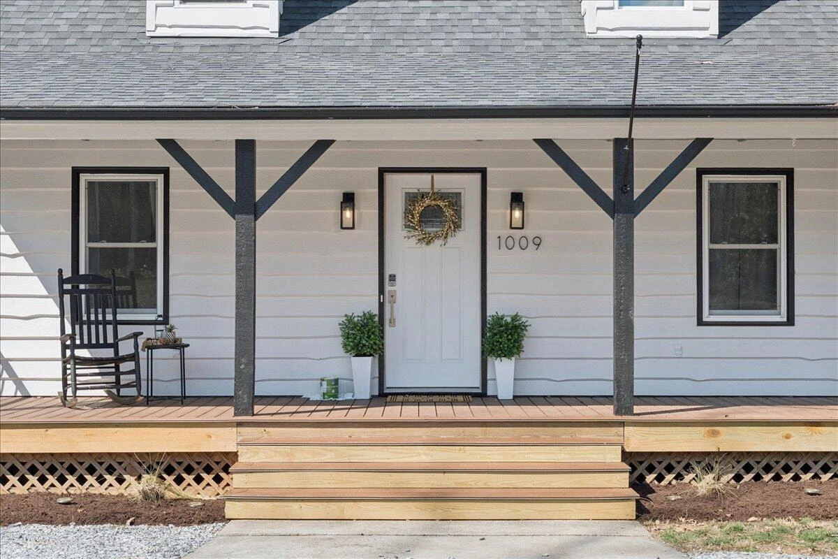 1009 Guardian CIR - Photo 9