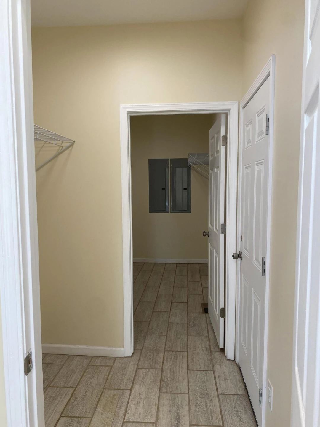 157 Diamond AVE - Photo 15