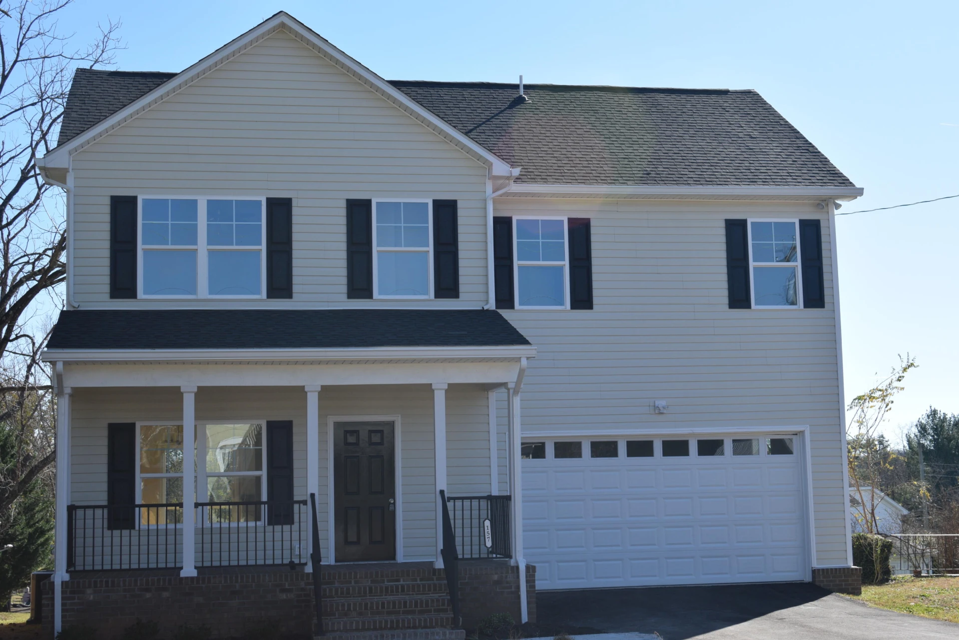 157 Diamond AVE - Photo 2