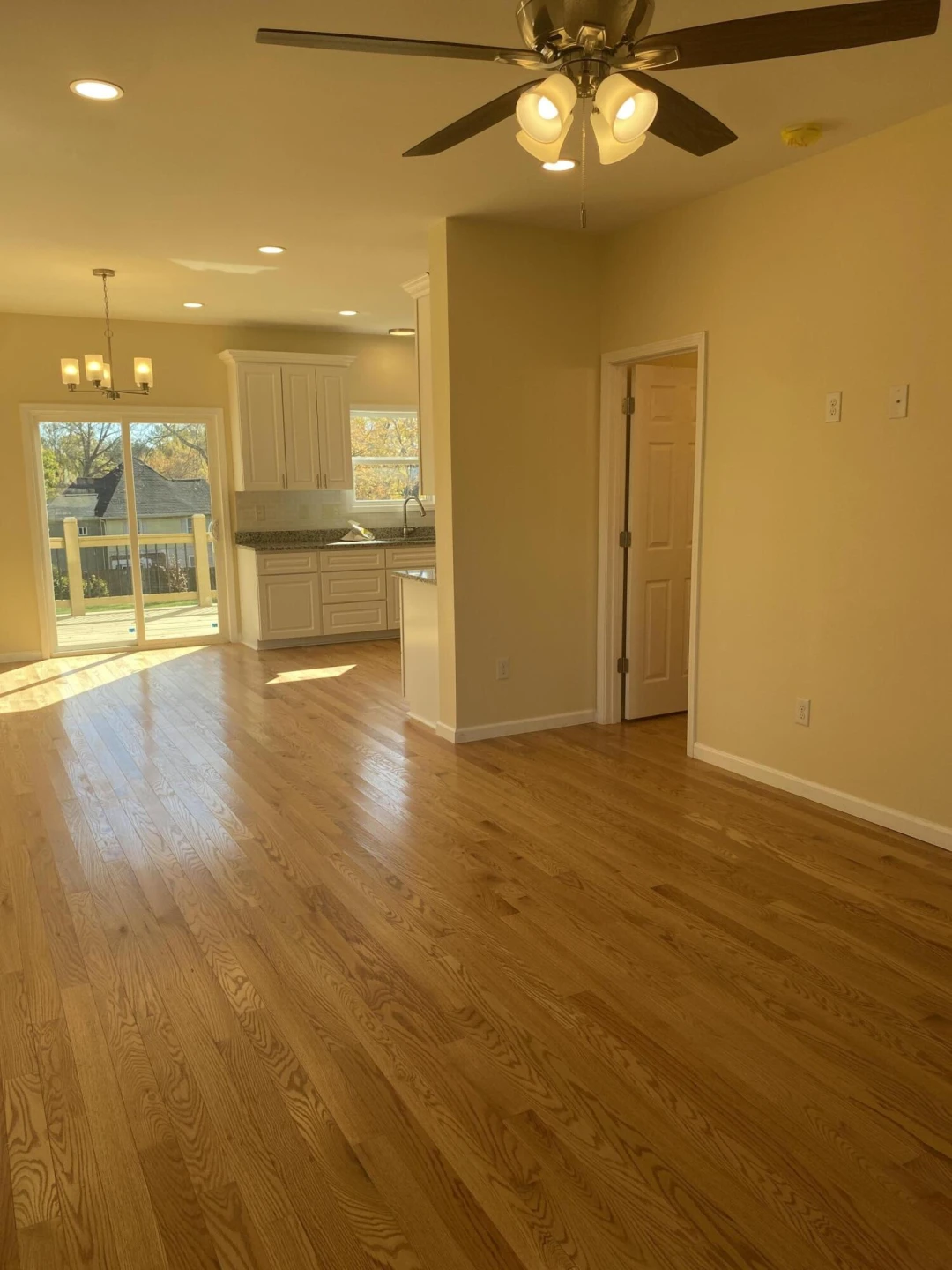 157 Diamond AVE - Photo 21
