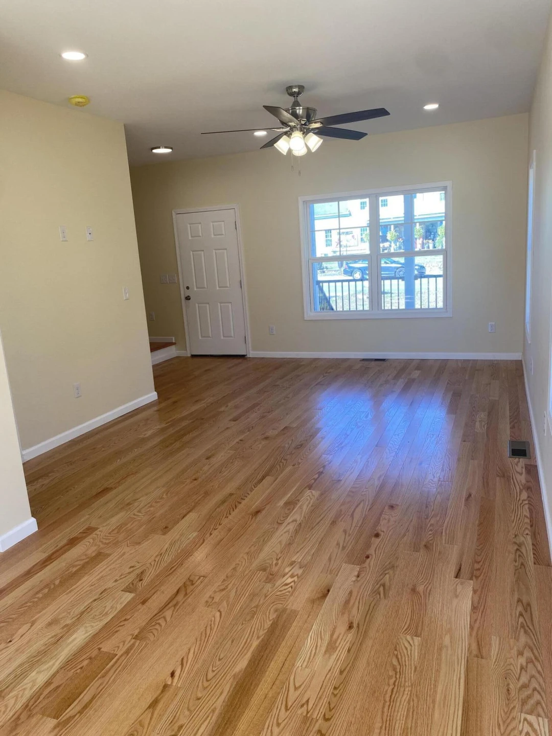 157 Diamond AVE - Photo 8