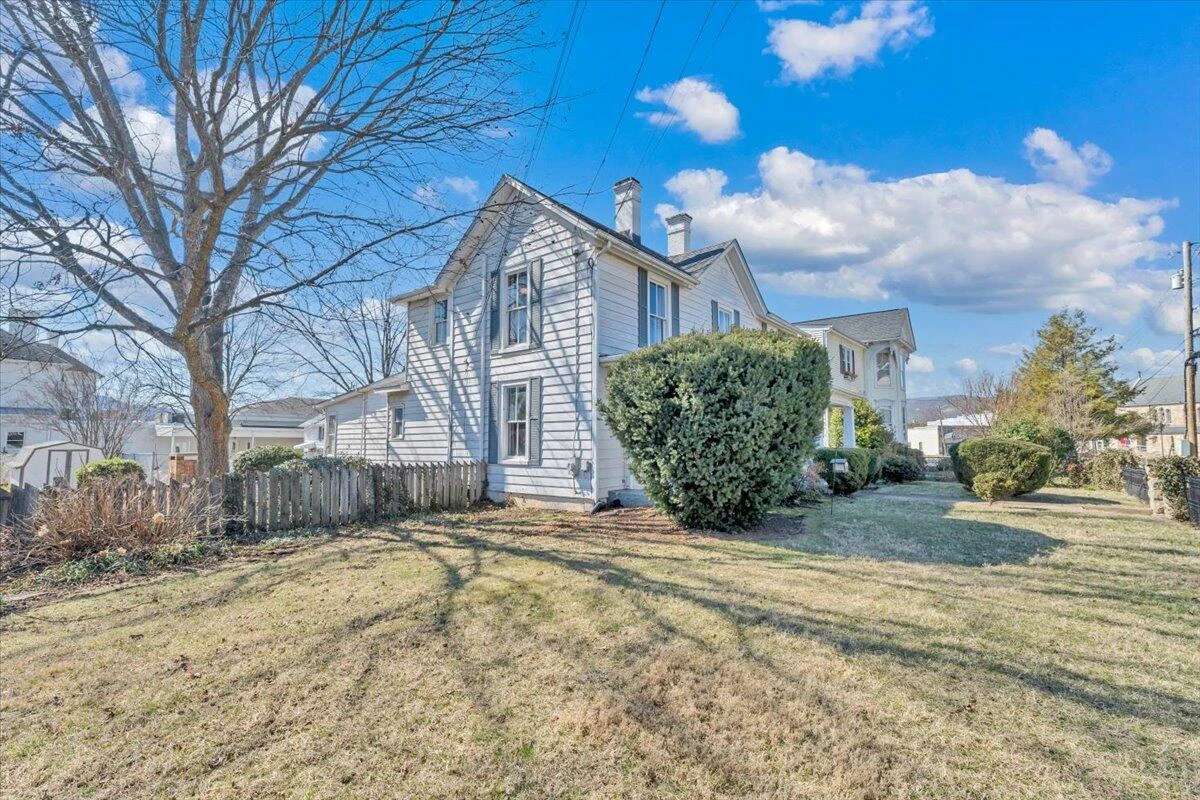 324 Pennsylvania AVE - Photo 95