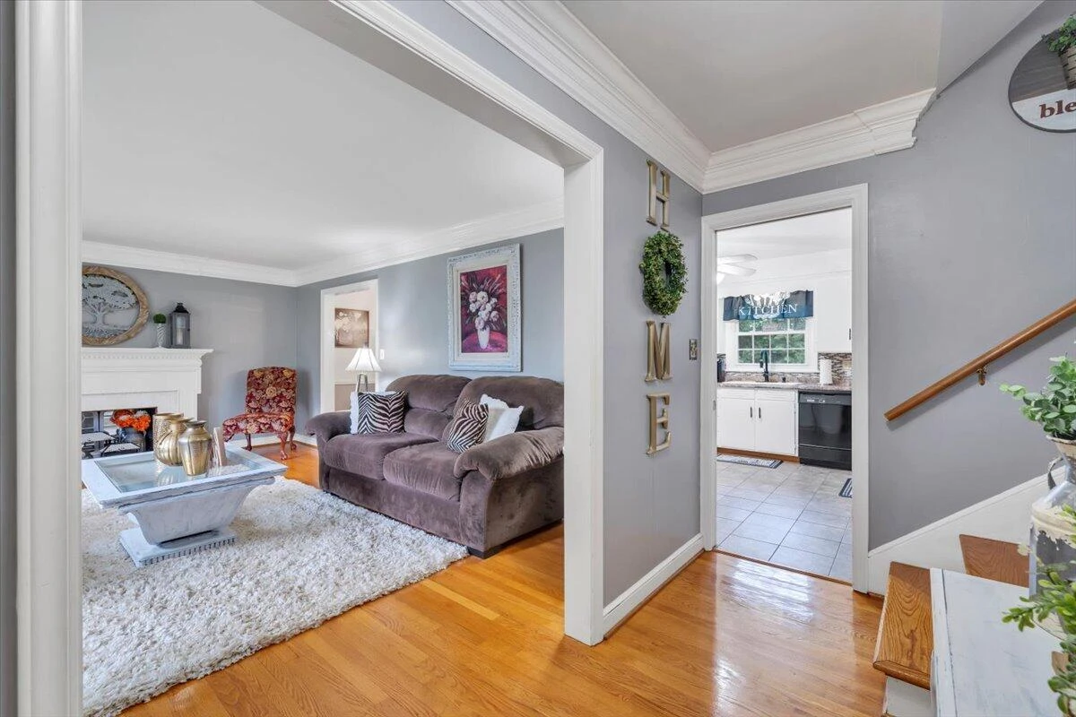 4508 Rosecrest RD - Photo 4