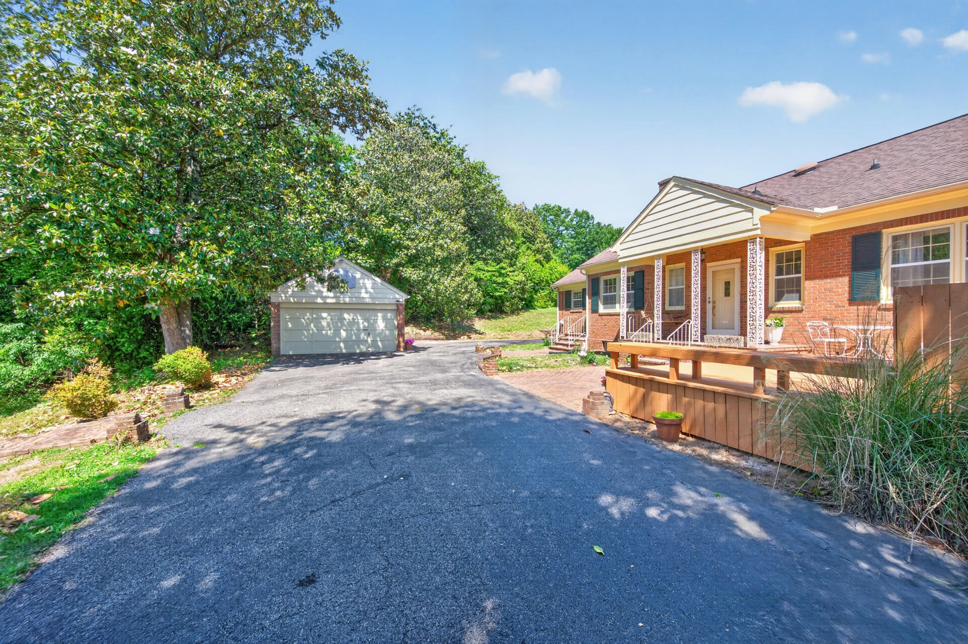 4322 Rosecrest RD - Photo 5