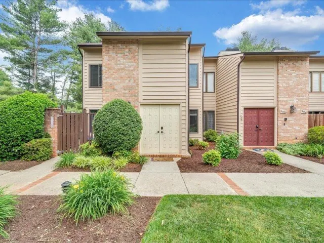 107 Windward DR SW