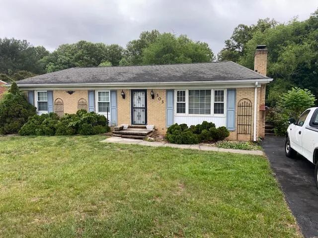 303 Knollwood DR, Troutville, VA, 24175