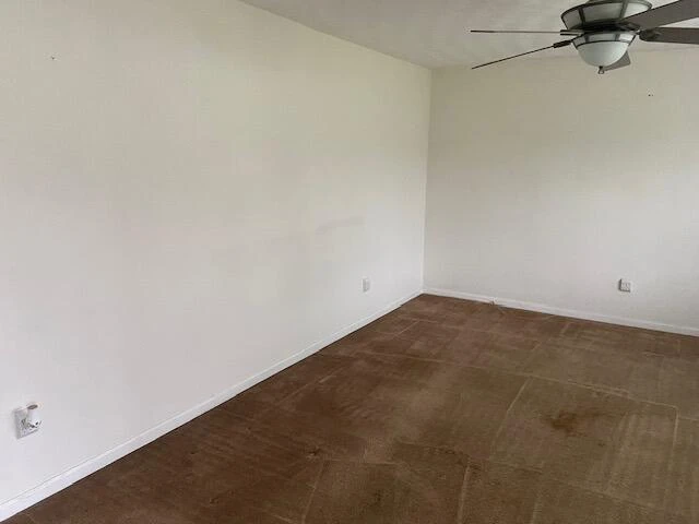 303 Knollwood DR - Photo 10
