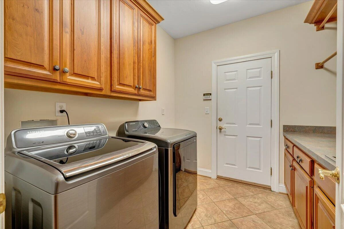 7275 Starlight LN - Photo 40