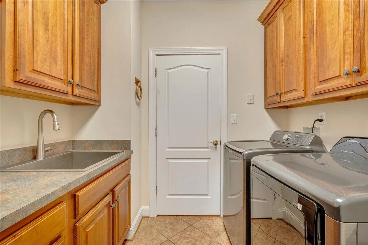 7275 Starlight LN - Photo 41