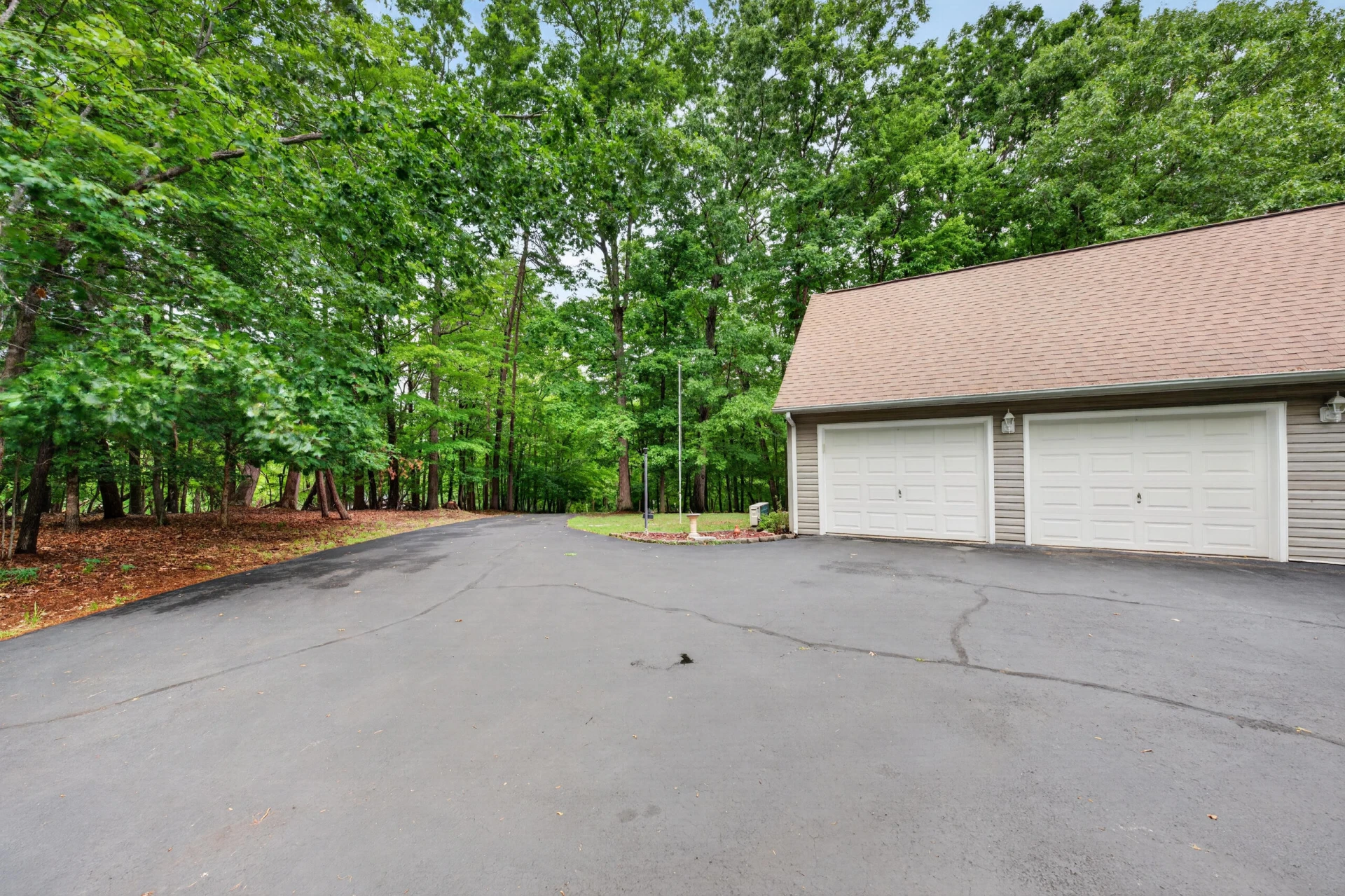 107 Creeden DR - Photo 61