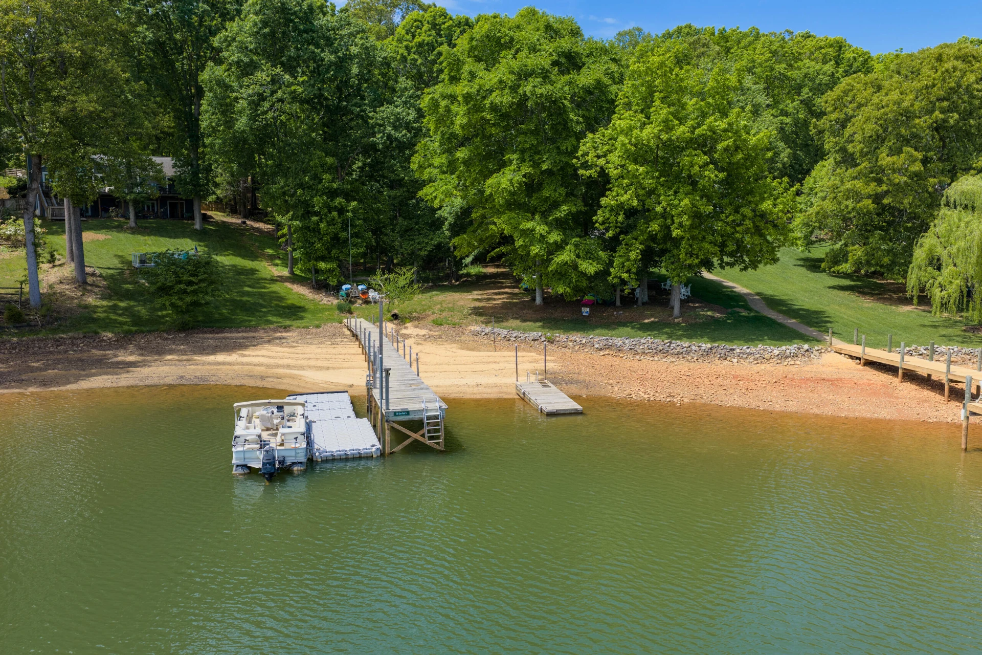 107 Creeden DR - Photo 74