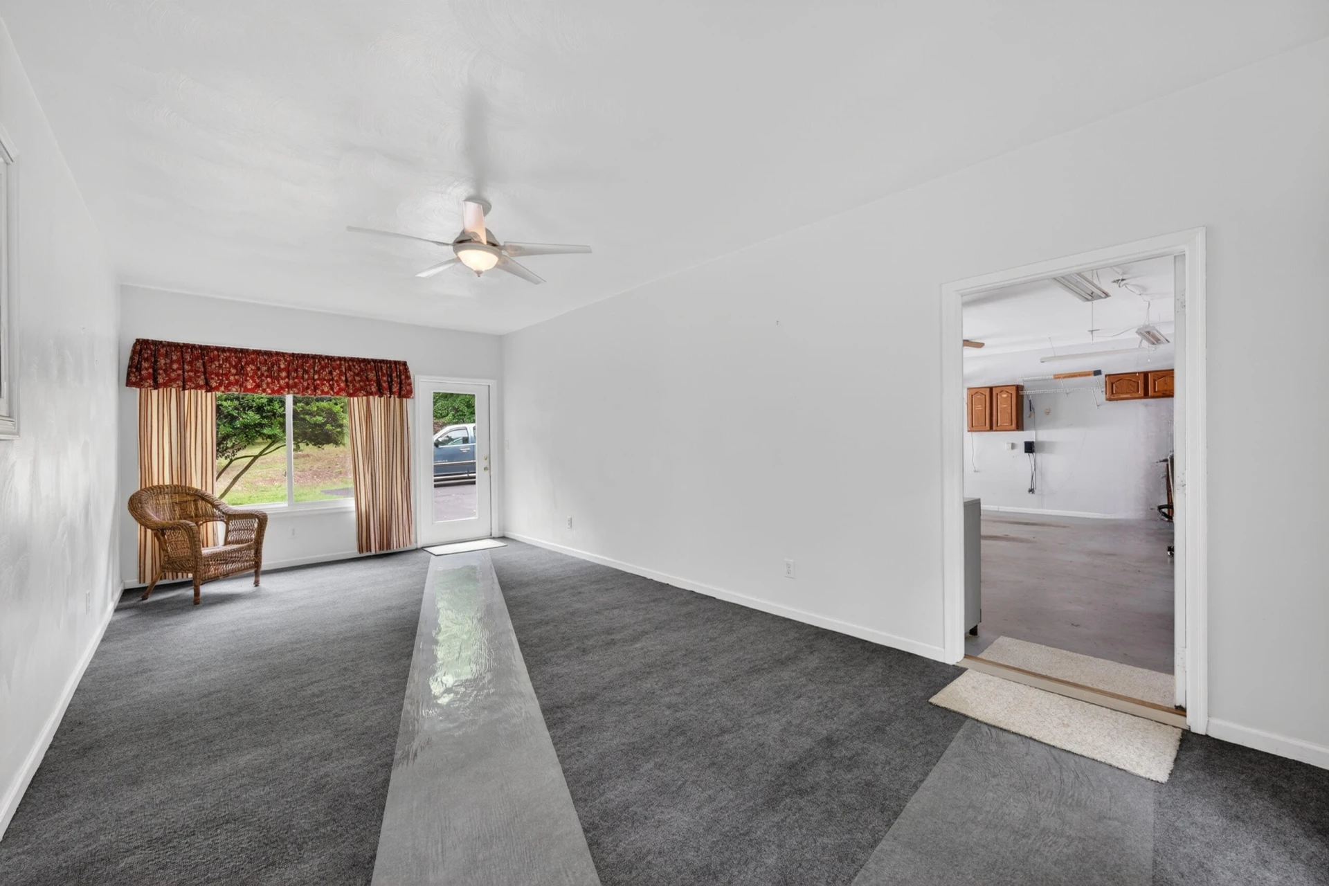 107 Creeden DR - Photo 8