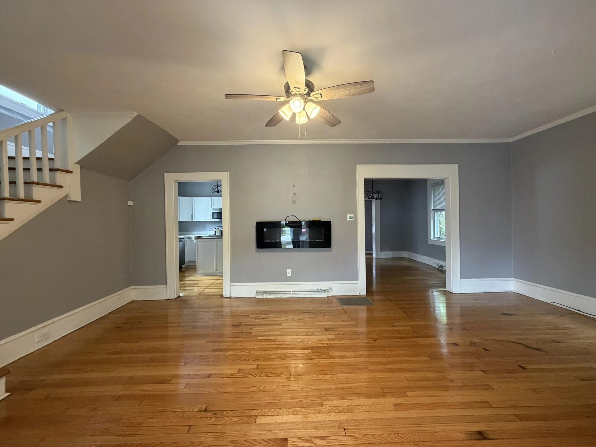 1029 15Th ST SE - Photo 4