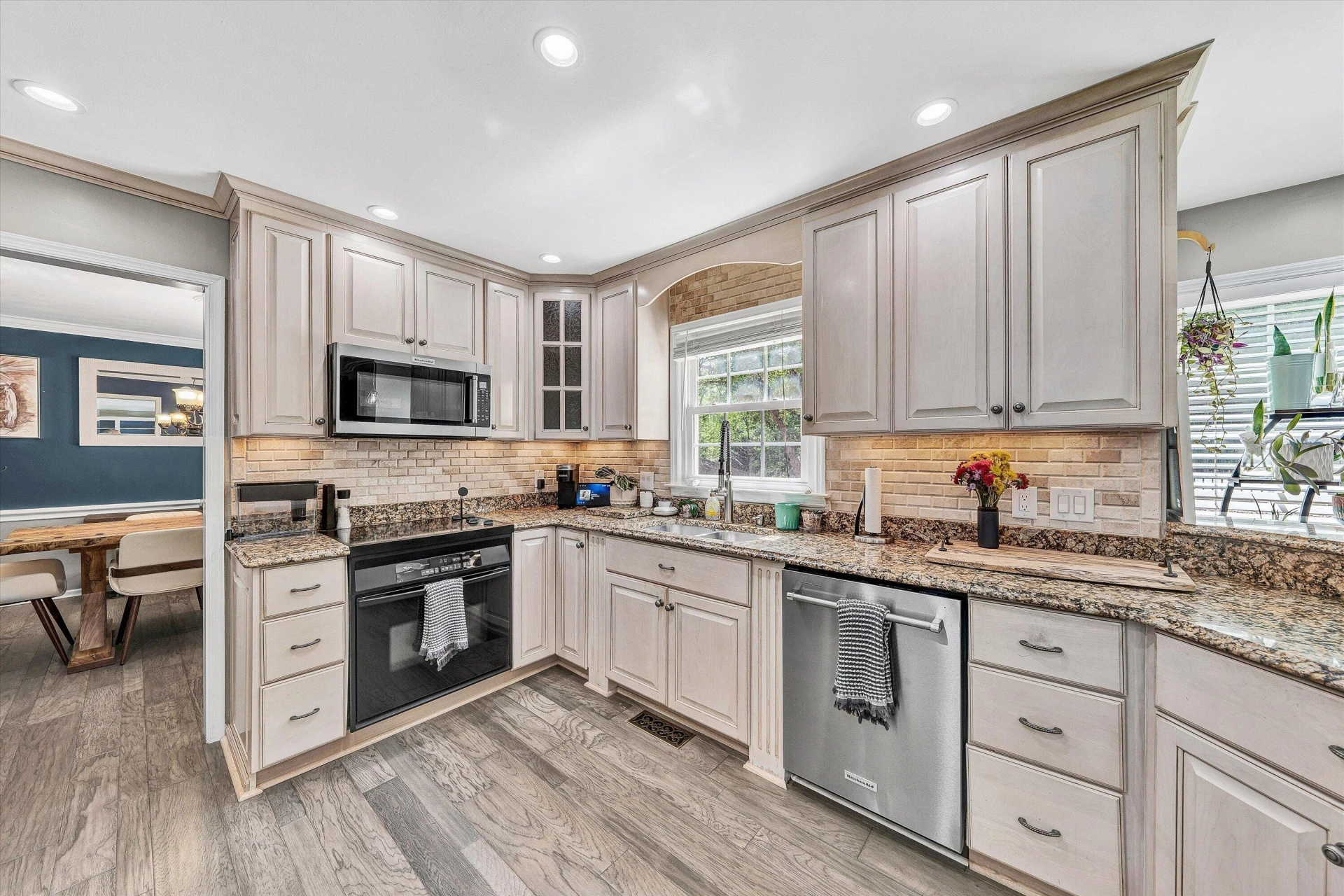 5306 Canter DR - Photo 10
