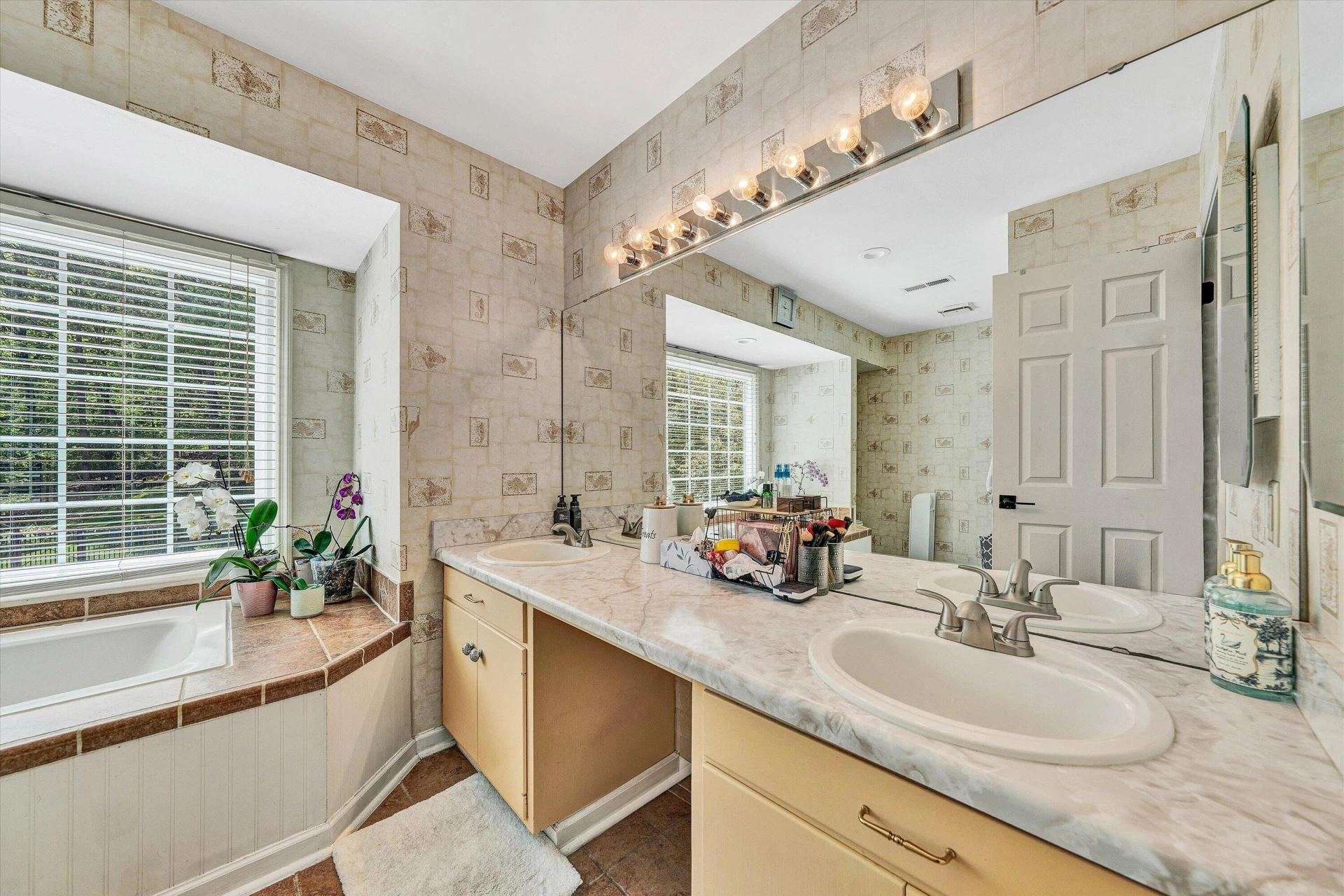 5306 Canter DR - Photo 17