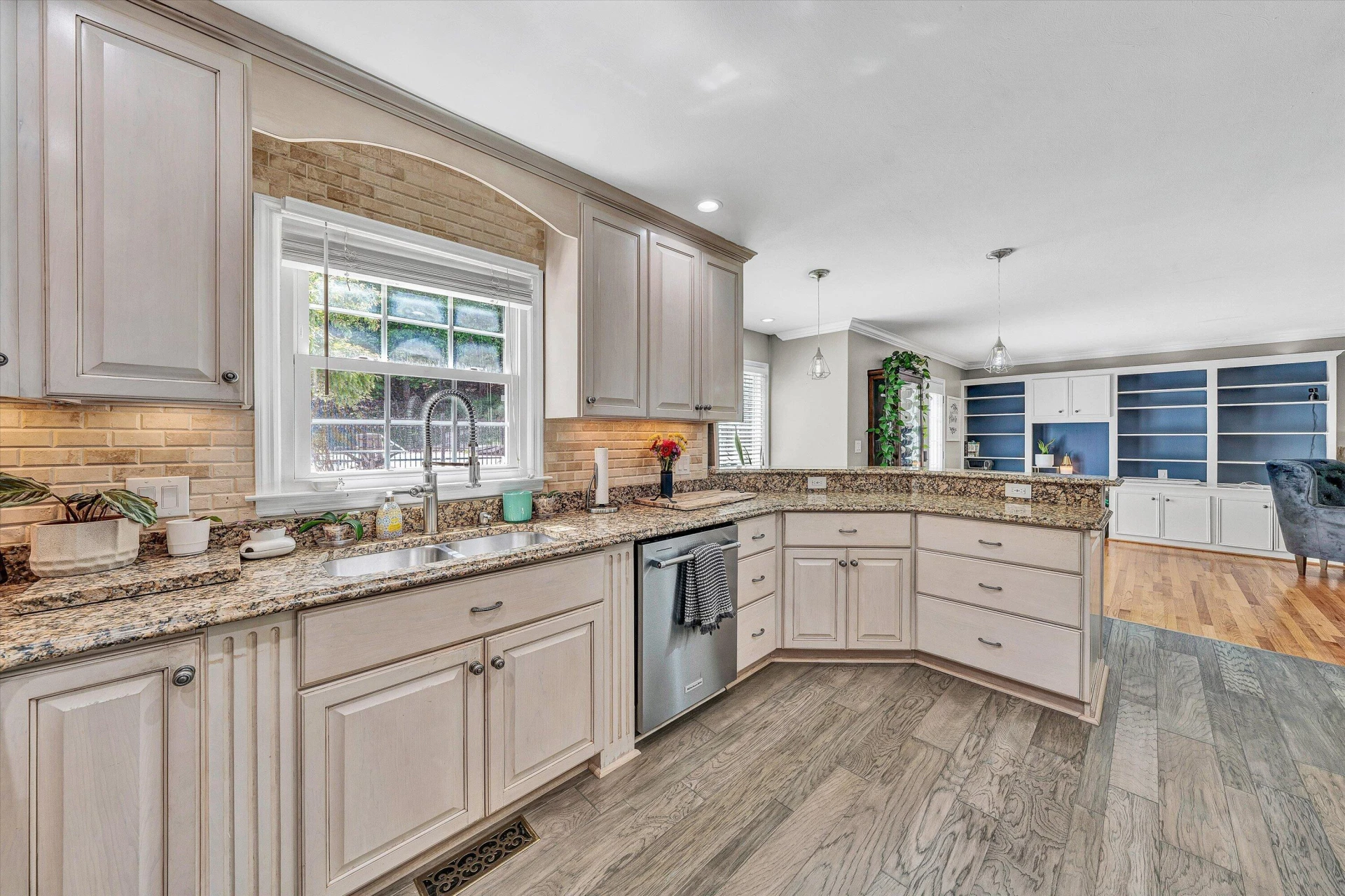 5306 Canter DR - Photo 8
