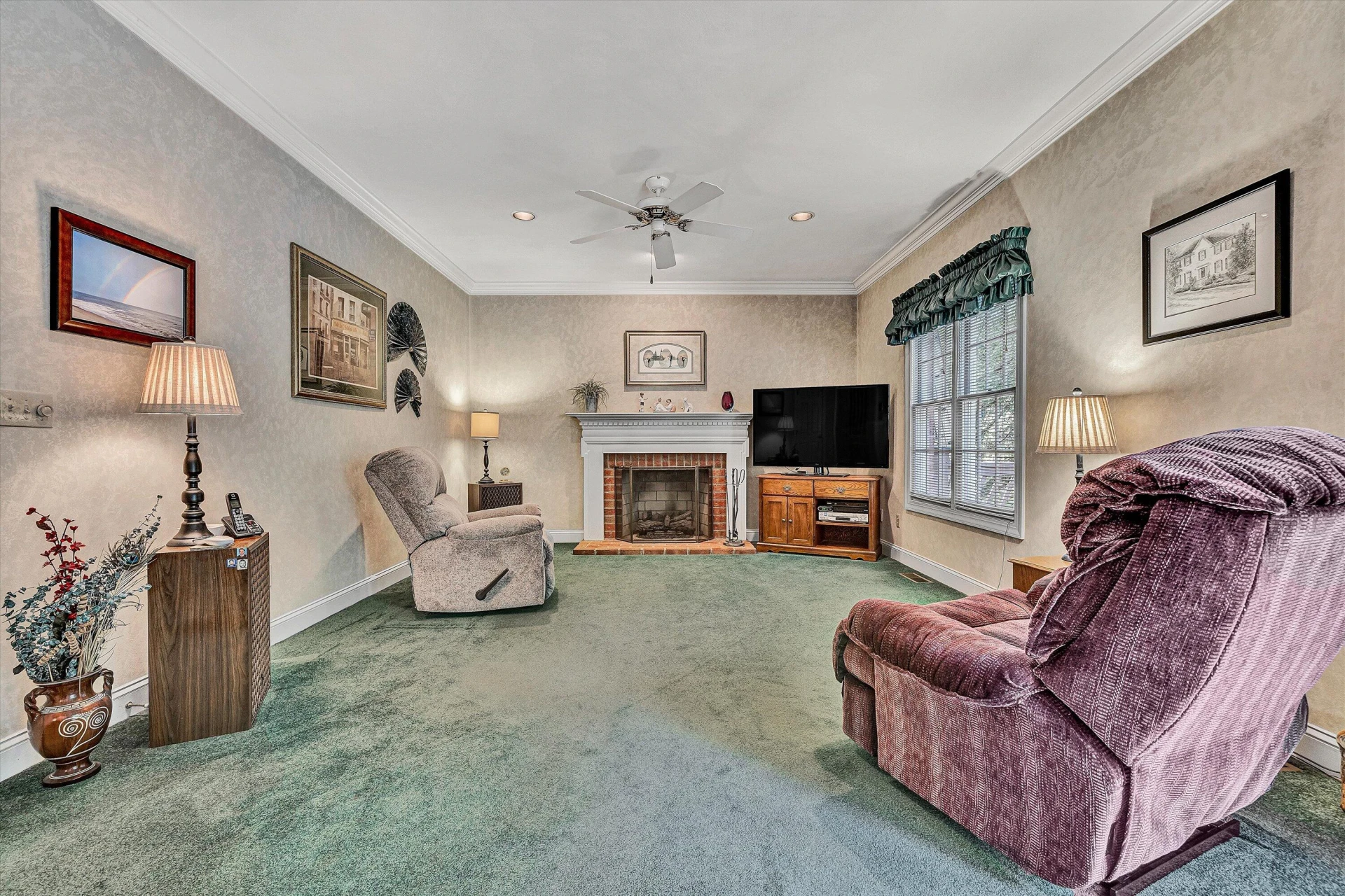 8281 Cardington DR - Photo 19