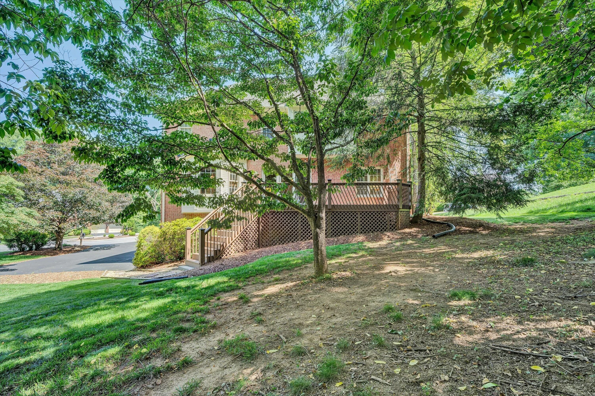 8281 Cardington DR - Photo 23