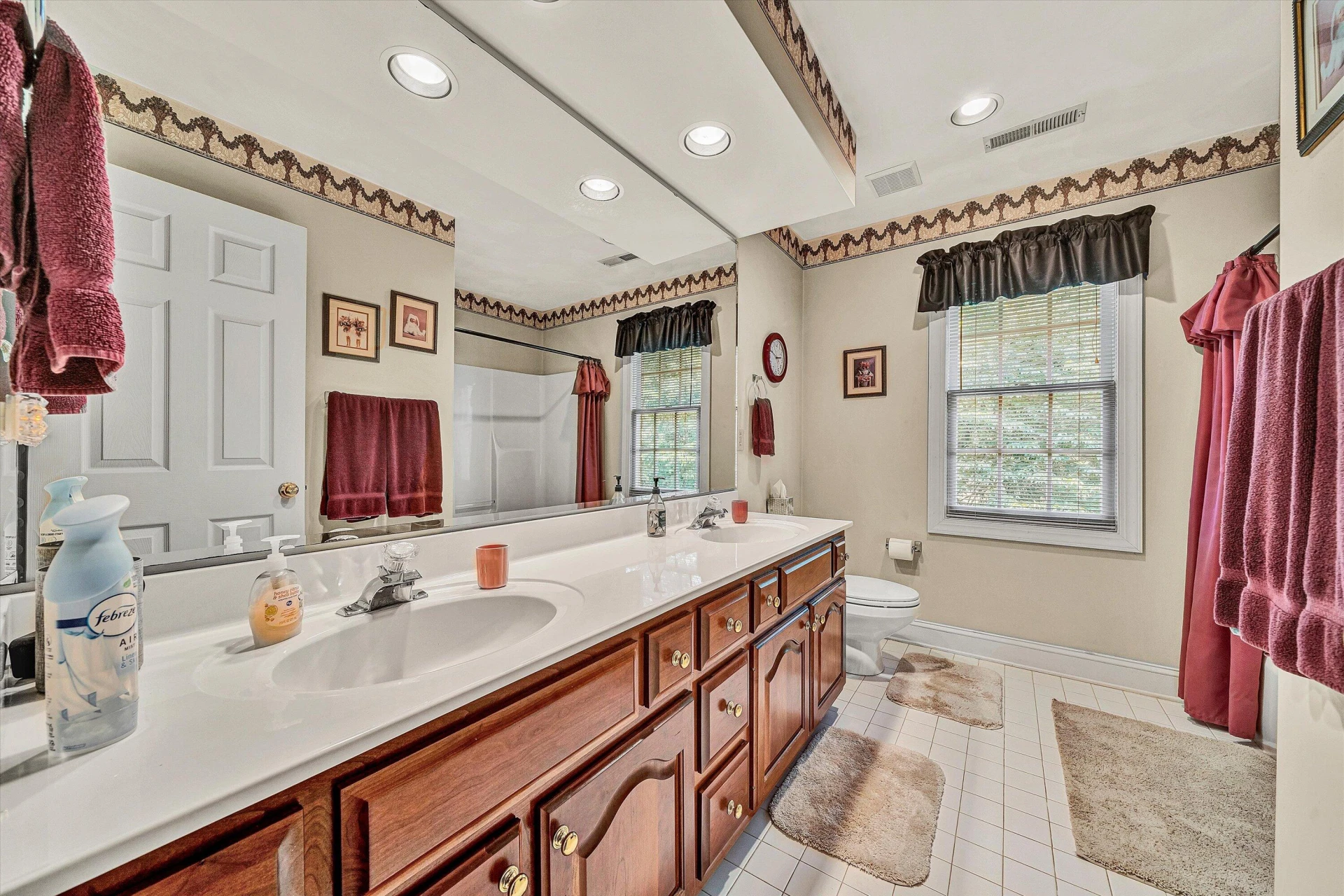 8281 Cardington DR - Photo 32