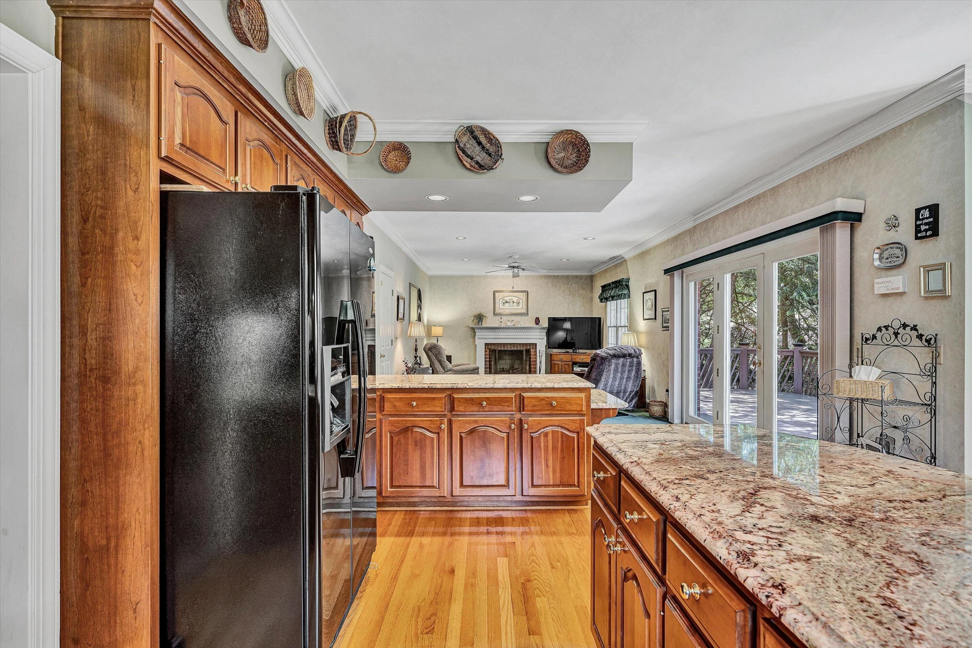 8281 Cardington DR - Photo 7