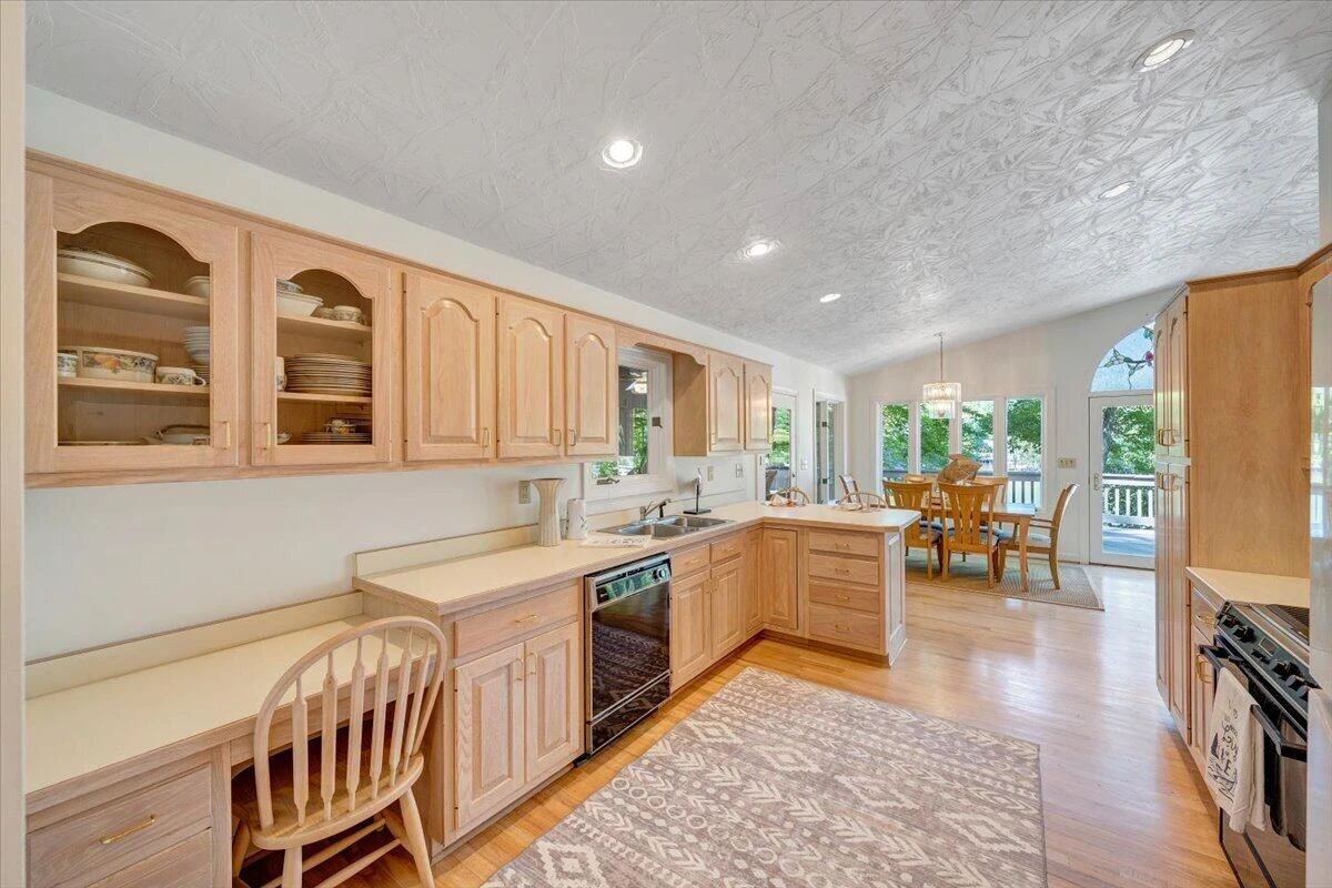 194 Kings WAY - Photo 17