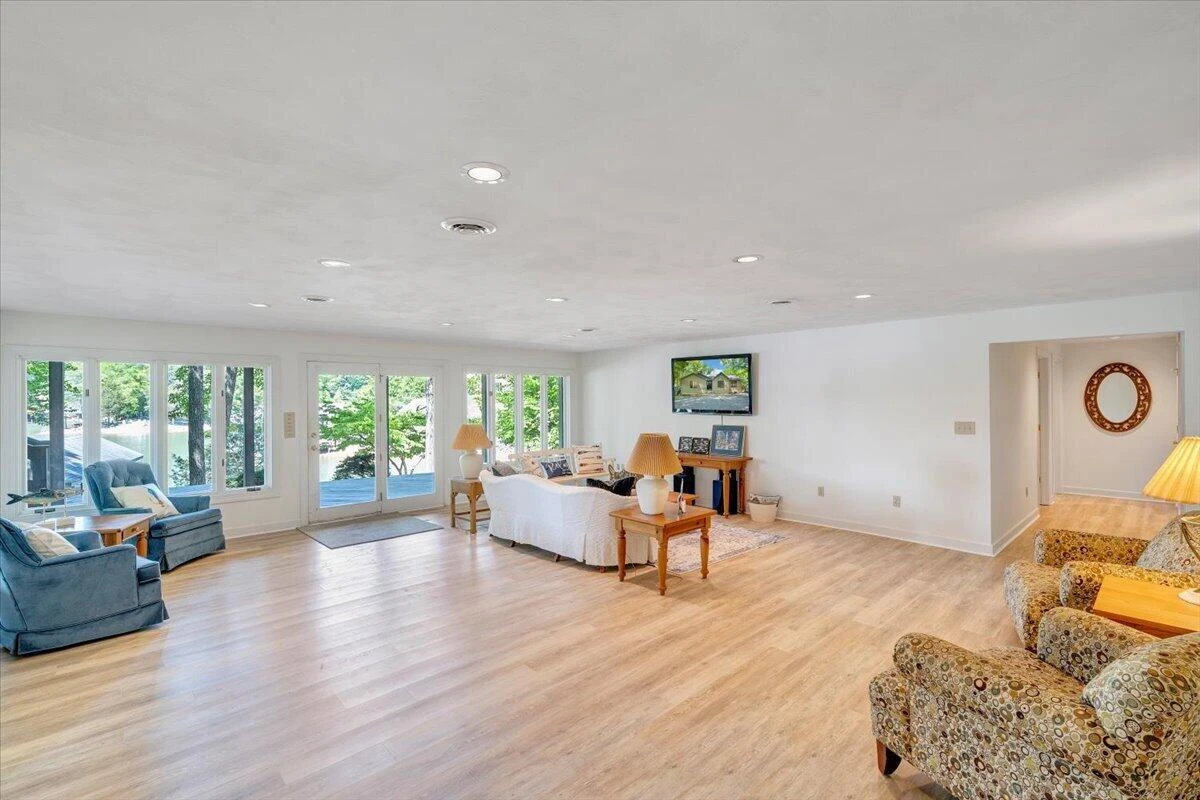194 Kings WAY - Photo 32