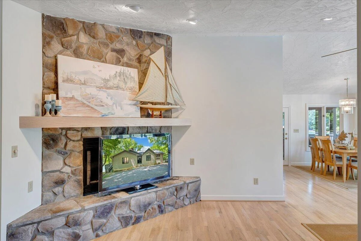 194 Kings WAY - Photo 10