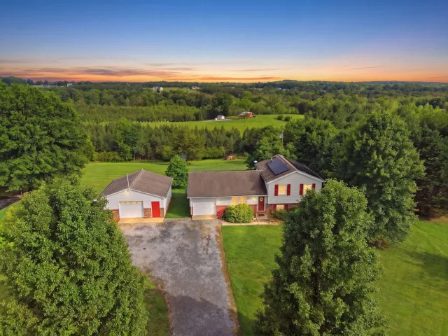 108 Piccadilly CT, Goode, VA, 24556
