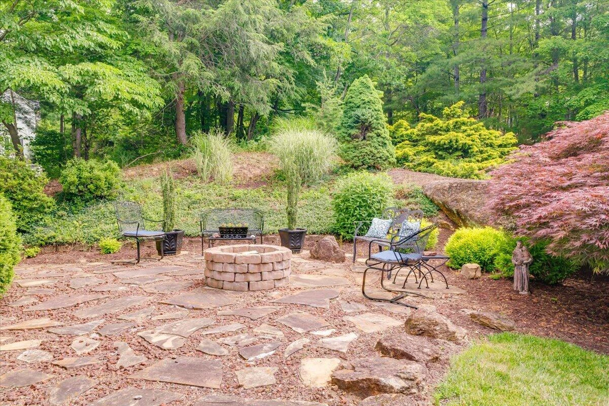 6446 Poages Mill DR - Photo 5