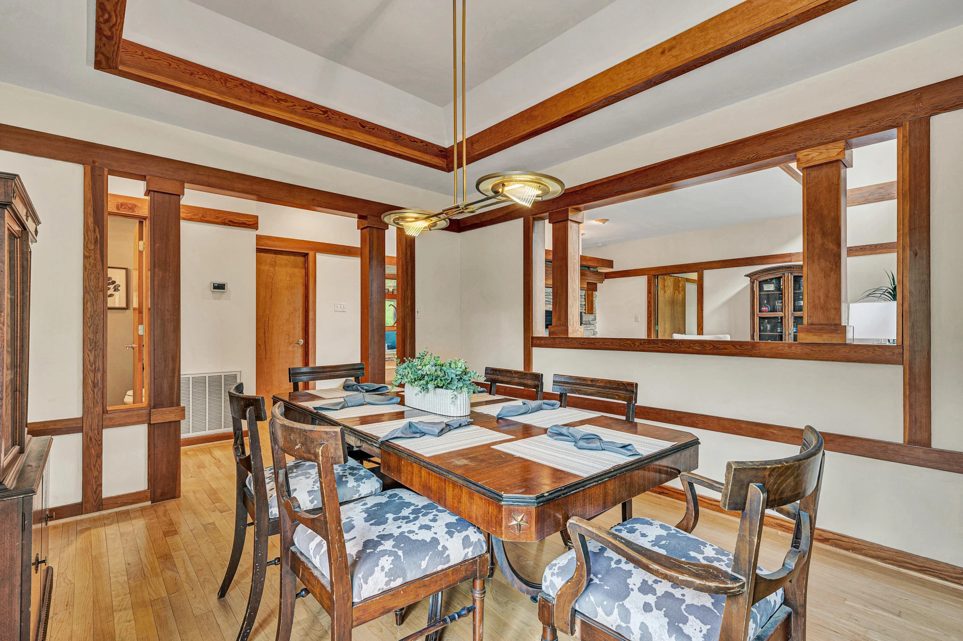 1560 Lee LN - Photo 10