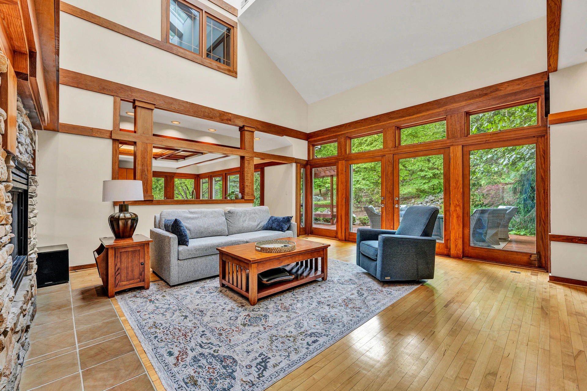 1560 Lee LN - Photo 14