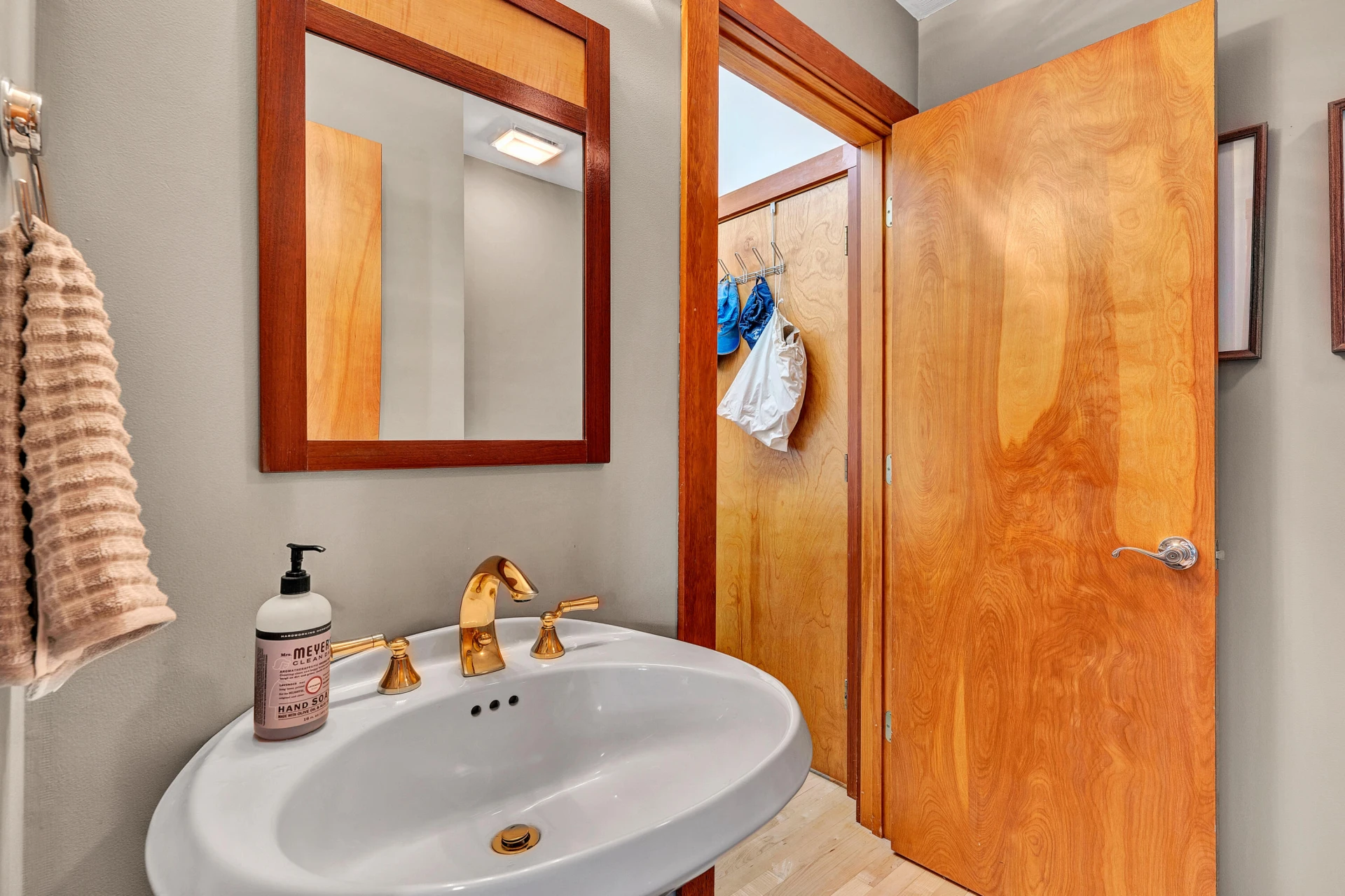 1560 Lee LN - Photo 24