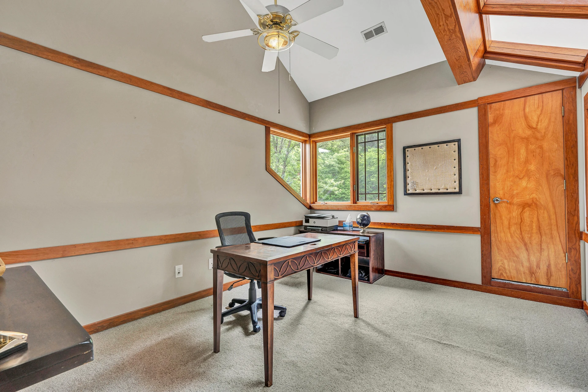 1560 Lee LN - Photo 40