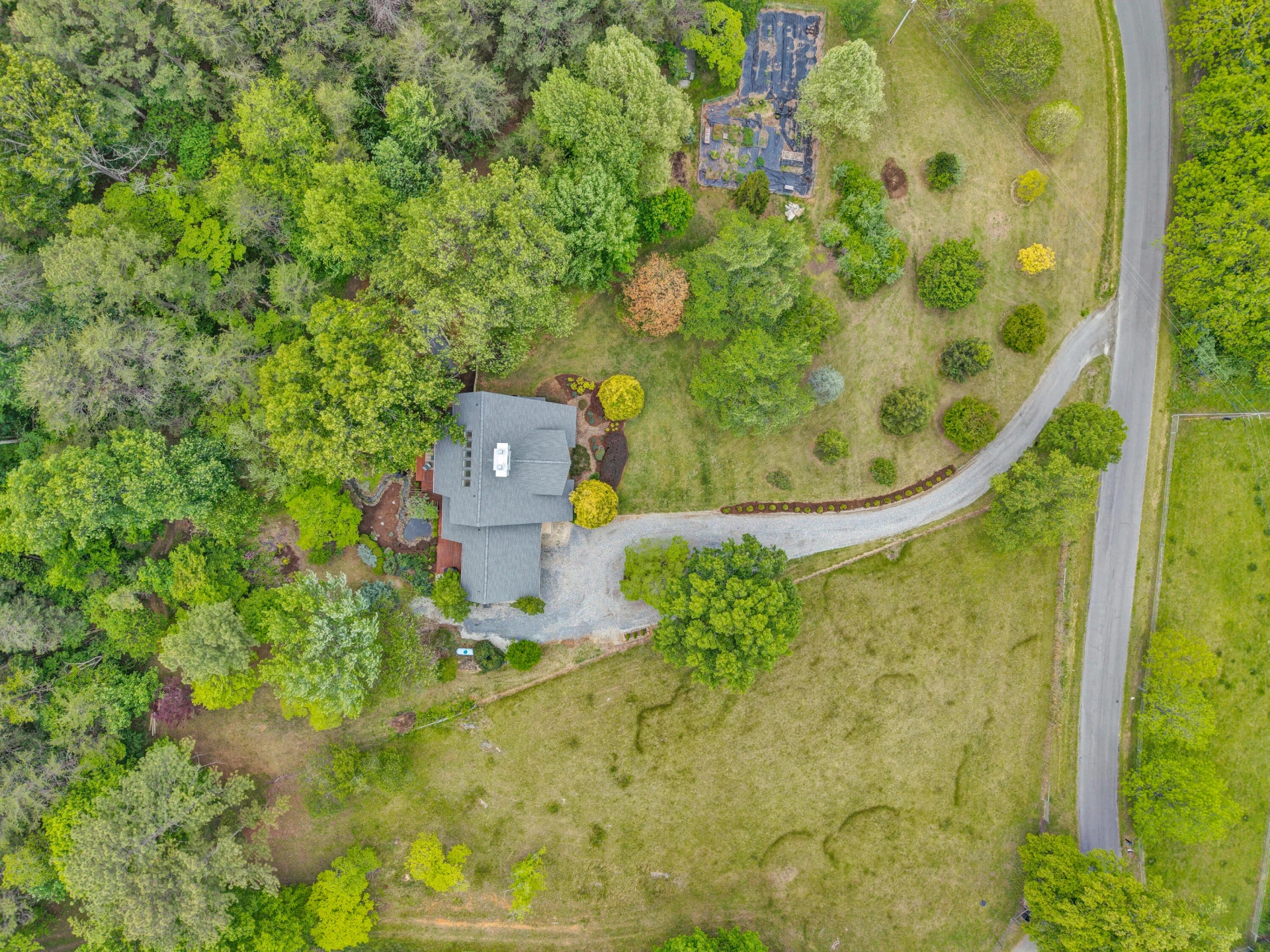 1560 Lee LN - Photo 67