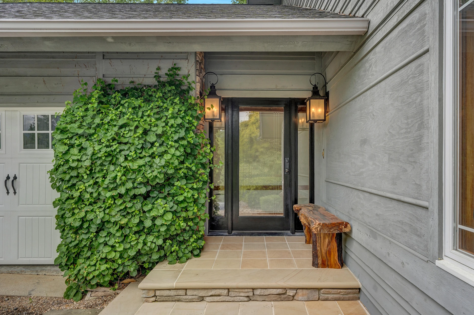 1560 Lee LN - Photo 7