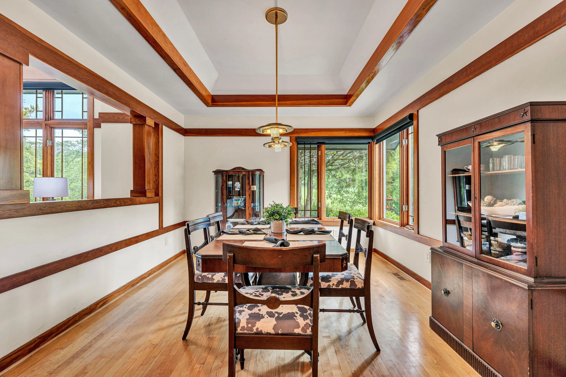 1560 Lee LN - Photo 9