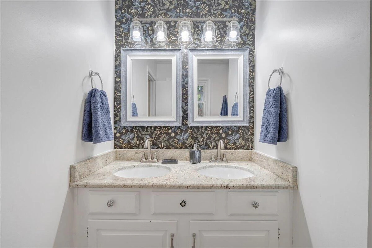 6132 Flamingo DR - Photo 28