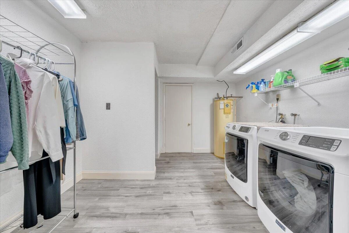 6132 Flamingo DR - Photo 34