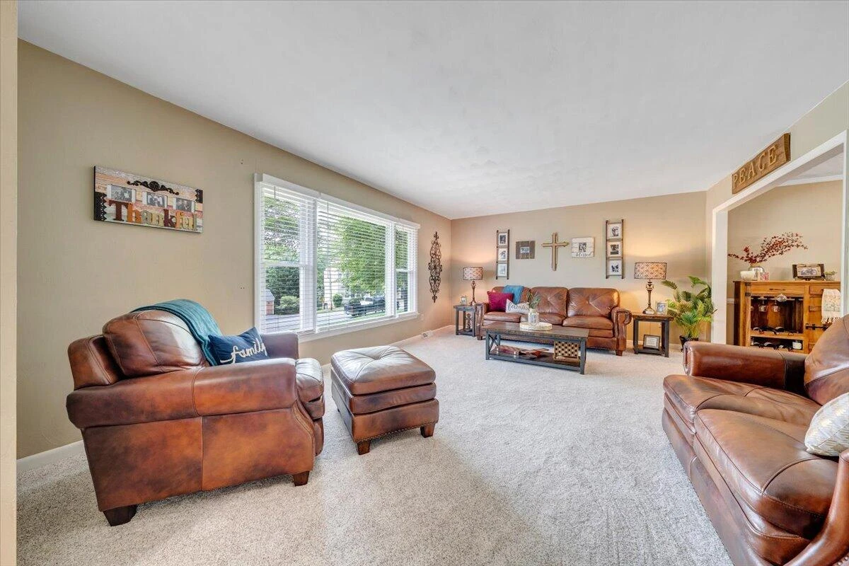 6132 Flamingo DR - Photo 9