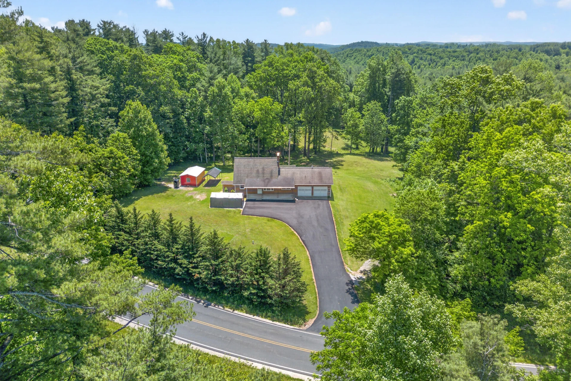 644 Daniels Run RD NE